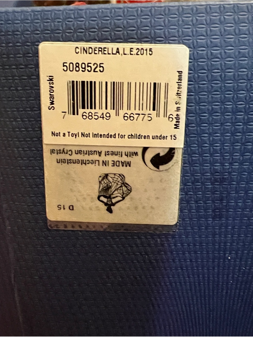 Swarovski Disney Cinderella 2015 Crystal Figurine - Picture 3 of 5